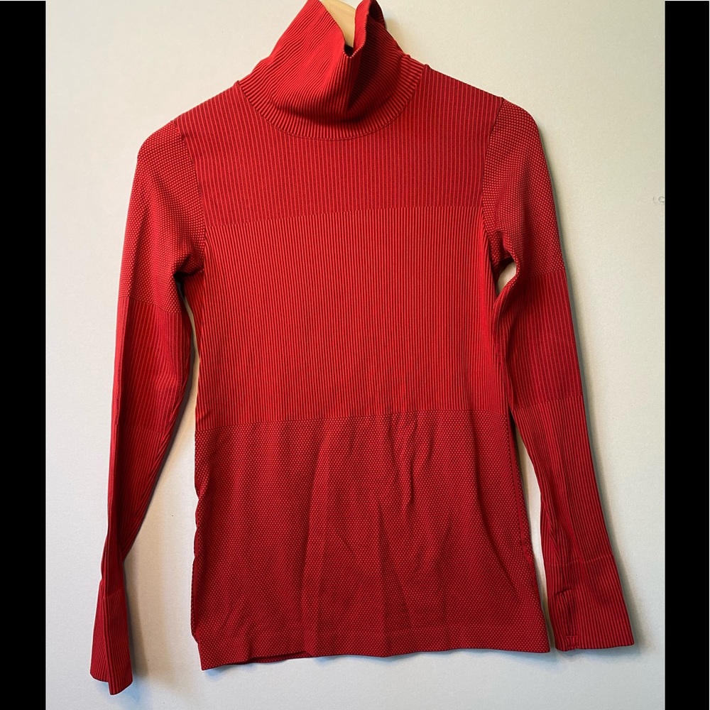 Athleta Running Shirt